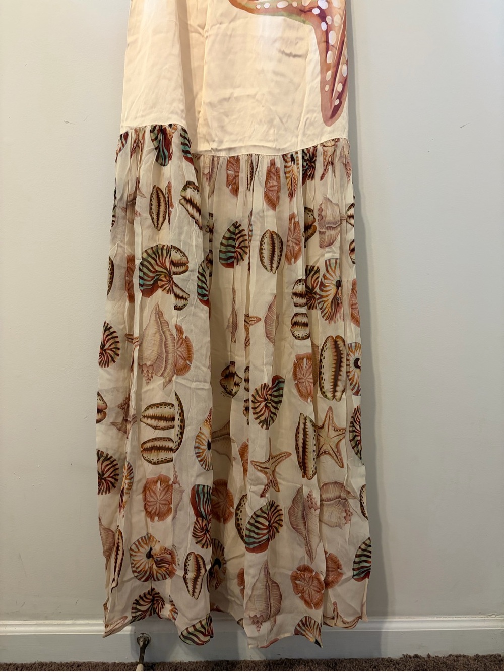 FARM Rio Cream MARINE SHELLS SAND SLEEVELESS MAXI DRESS - Picture 7 of 8